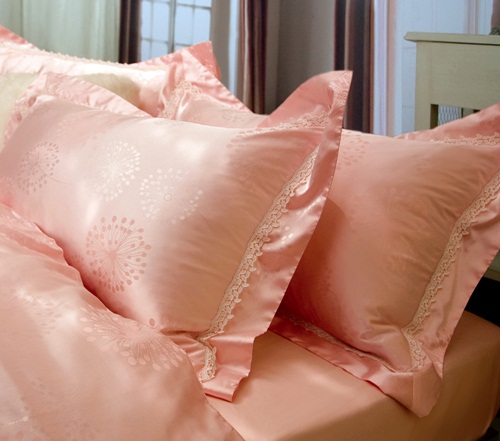 即將要成為六月新娘的你，還在為新房佈置傷腦筋嗎?日